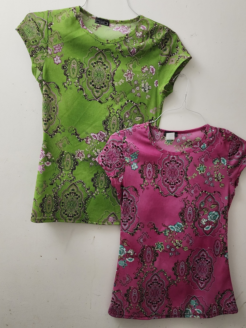 Bundled Two Vtg Y2k Vixen Mesh Artsy Printed Tops L Boho-chic